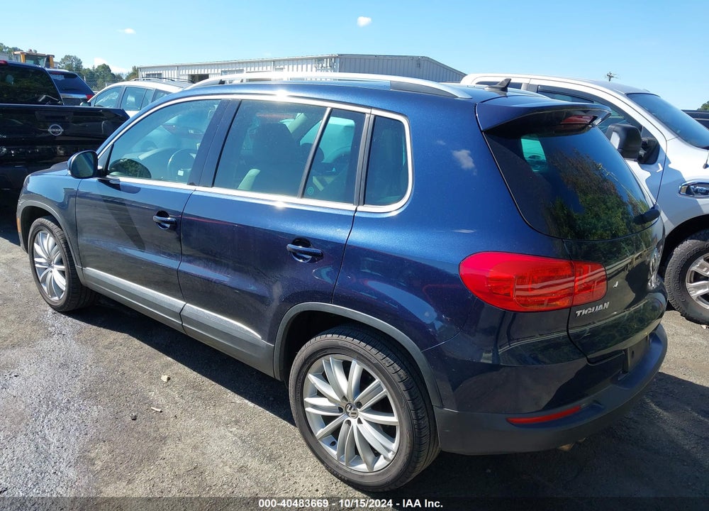 2013 VOLKSWAGEN TIGUAN SE VIN: WVGAV3AX8DW624694