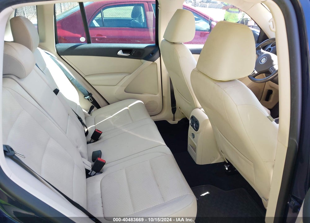 2013 VOLKSWAGEN TIGUAN SE VIN: WVGAV3AX8DW624694