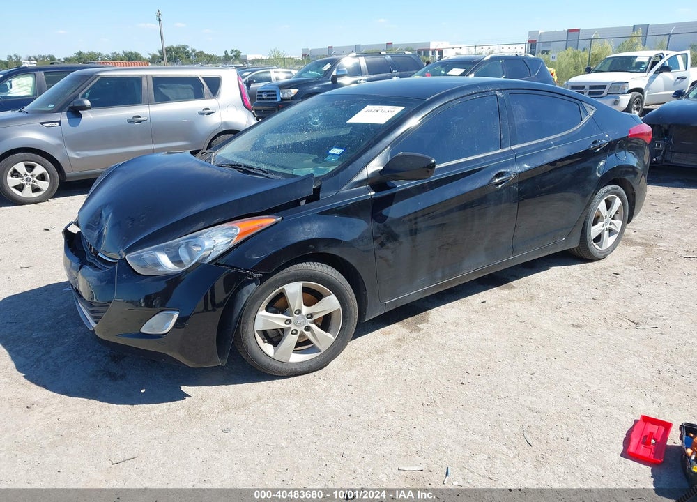 2013 HYUNDAI ELANTRA GLS VIN: KMHDH4AE1DU855909