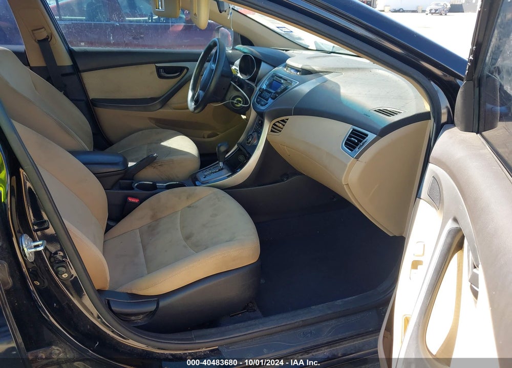 2013 HYUNDAI ELANTRA GLS VIN: KMHDH4AE1DU855909