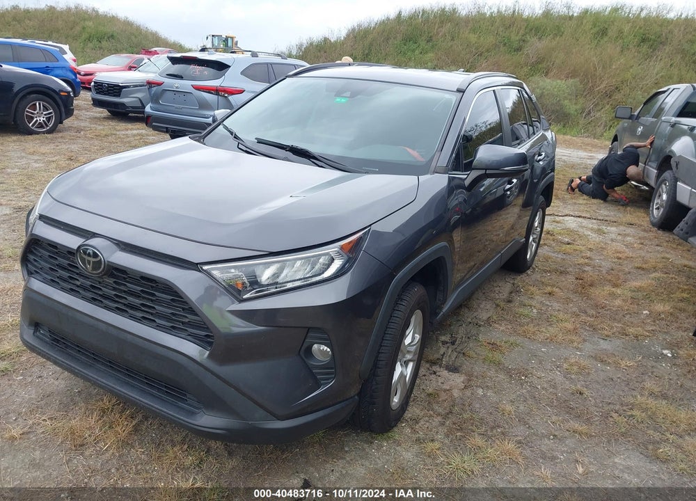 2020 TOYOTA RAV4 XLE VIN: 2T3W1RFVXLW092541