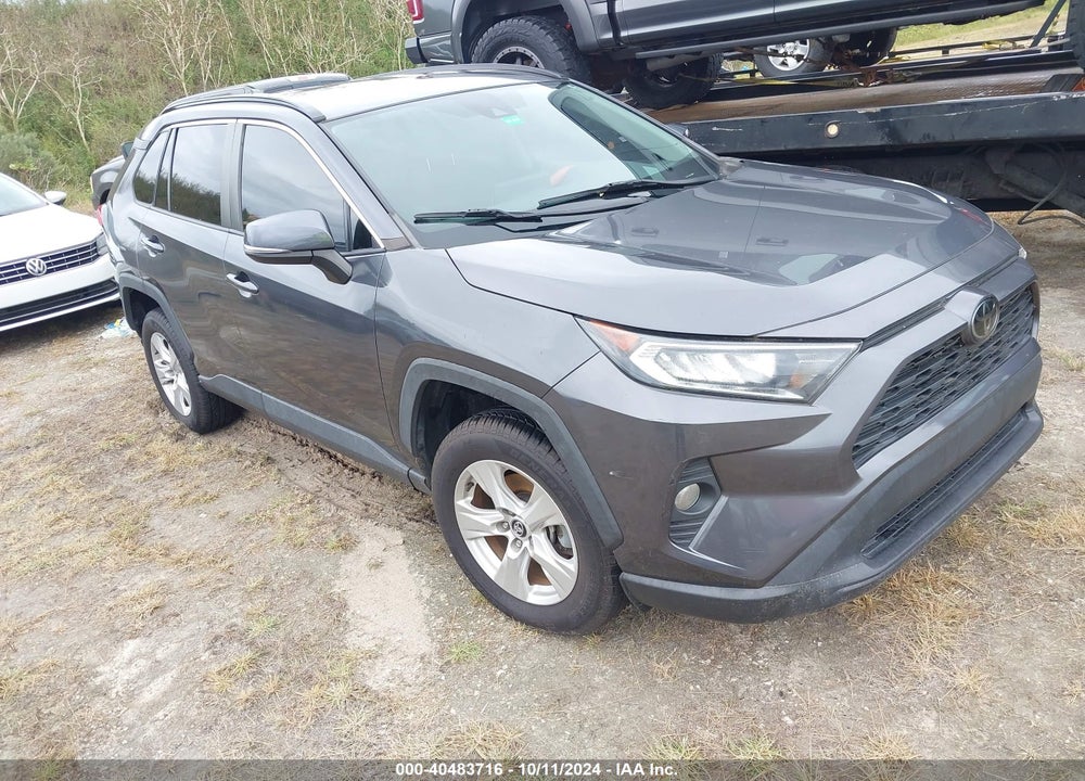 2020 TOYOTA RAV4 XLE VIN: 2T3W1RFVXLW092541
