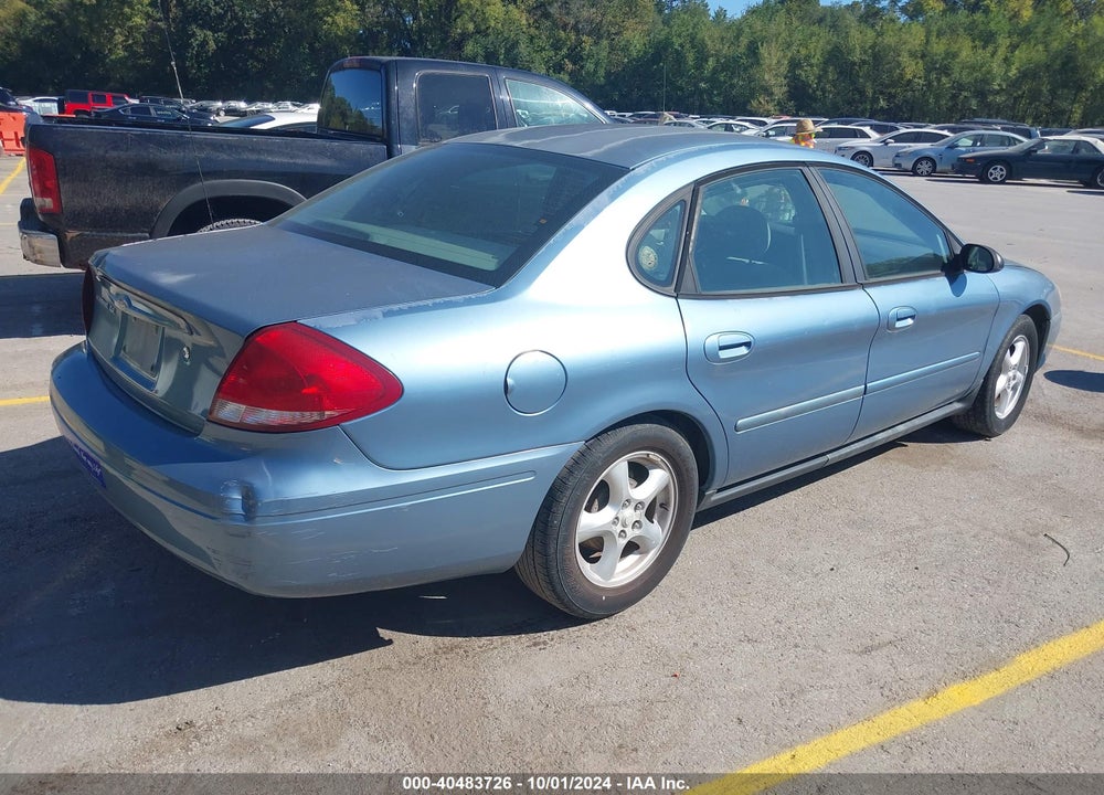 2005 FORD TAURUS SE VIN: 1FAFP53U85A268187