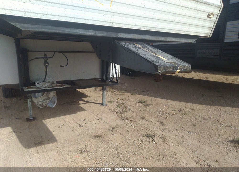 1996 JAYCO 5TH WHEEL VIN: 1UJCJ02K5T52A0125