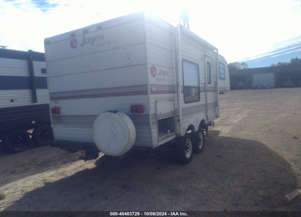 1996 JAYCO 5TH WHEEL VIN: 1UJCJ02K5T52A0125