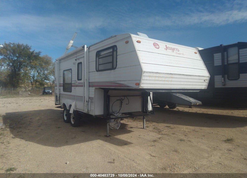 1996 JAYCO 5TH WHEEL VIN: 1UJCJ02K5T52A0125