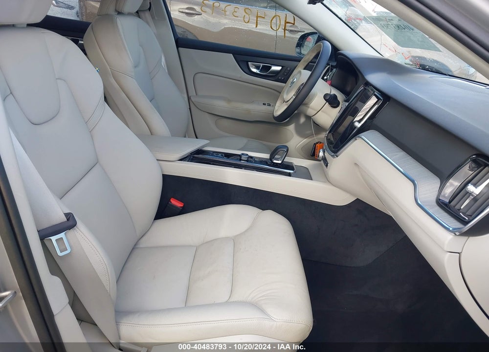 2024 VOLVO S60 B5 PLUS DARK THEME VIN: 7JRL12FL5RG313655