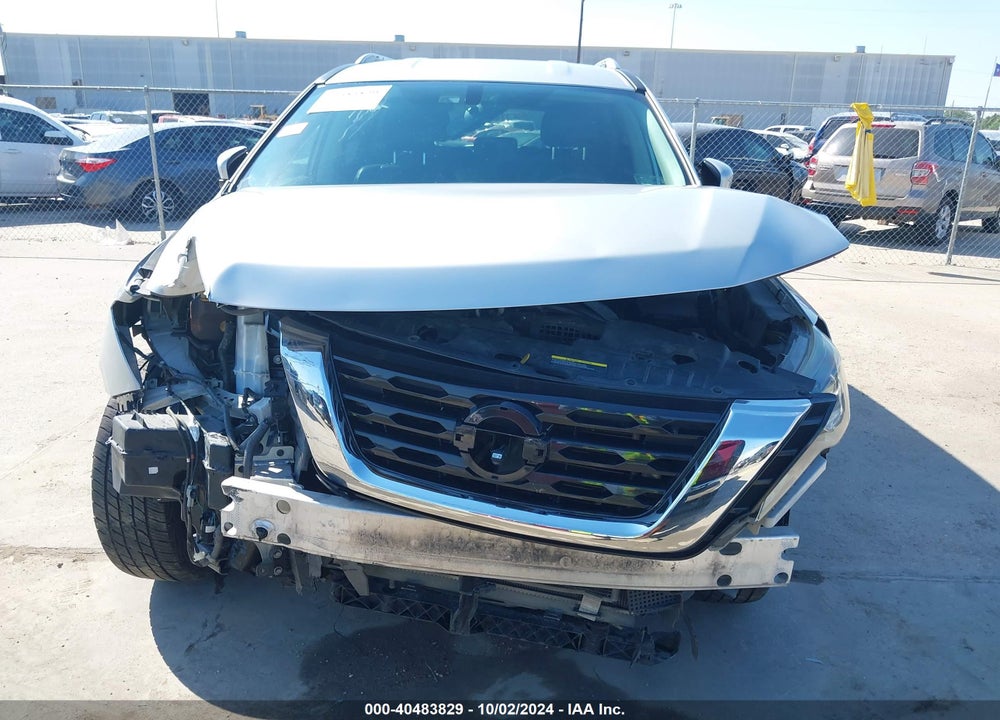 2017 NISSAN PATHFINDER SL VIN: 5N1DR2MM4HC694438