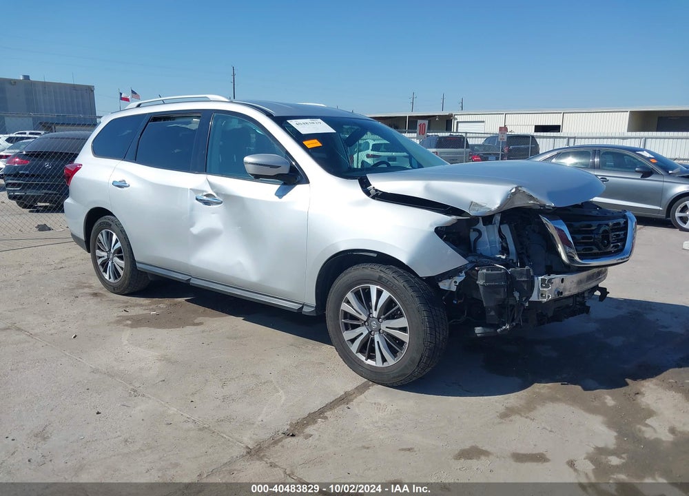 2017 NISSAN PATHFINDER SL VIN: 5N1DR2MM4HC694438