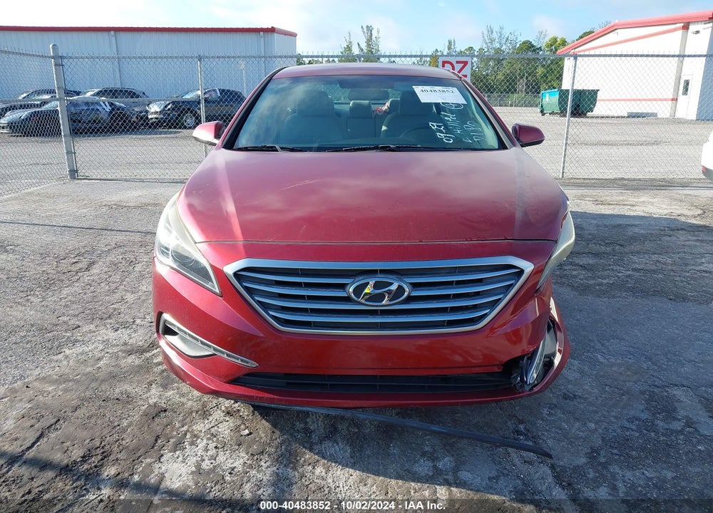 2015 HYUNDAI SONATA SE VIN: 5NPE24AF1FH148180