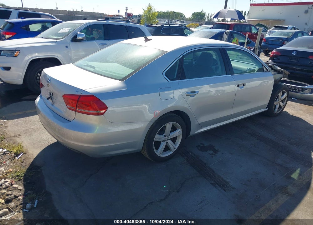 2013 VOLKSWAGEN PASSAT 2.5L SE VIN: 1VWBH7A38DC006567