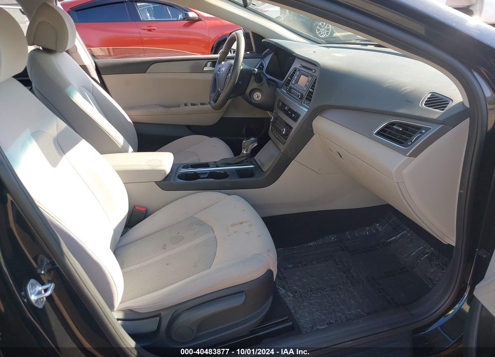 2017 HYUNDAI SONATA VIN: 5NPE24AF8HH490678
