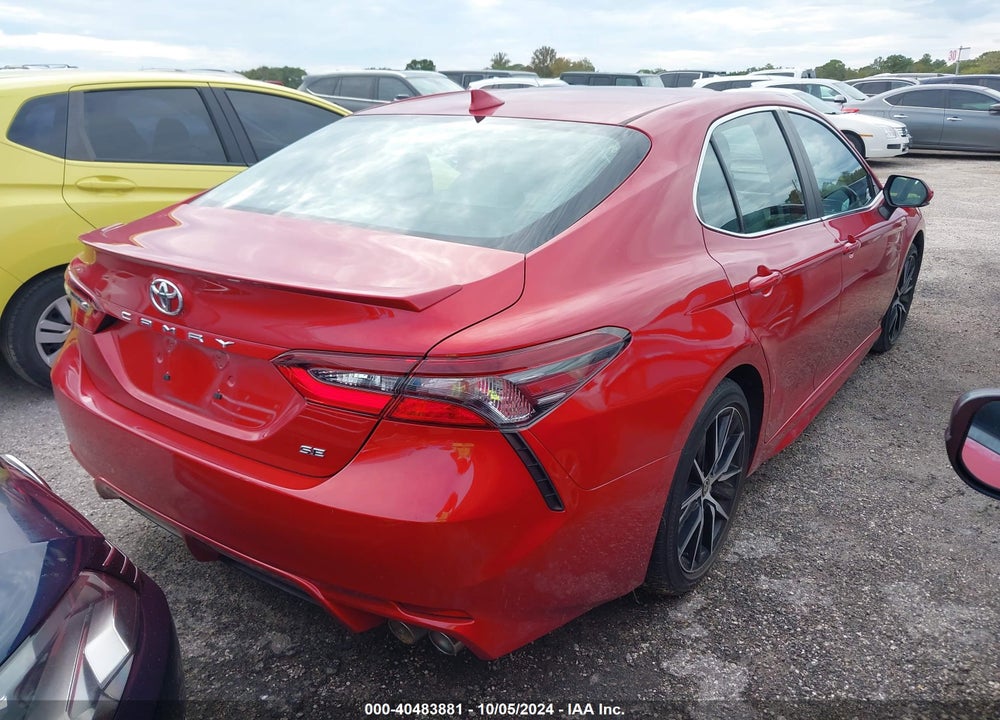 2021 TOYOTA CAMRY SE VIN: 4T1T11AK8MU441000