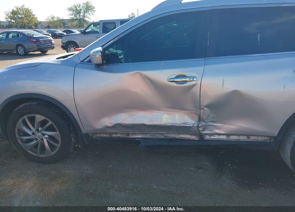 2015 NISSAN ROGUE SL VIN: 5N1AT2MT2FC872128