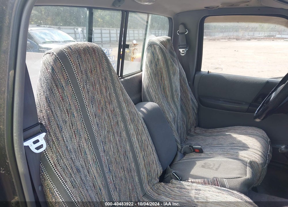 1993 FORD RANGER VIN: 1FTCR10A2PUD49195