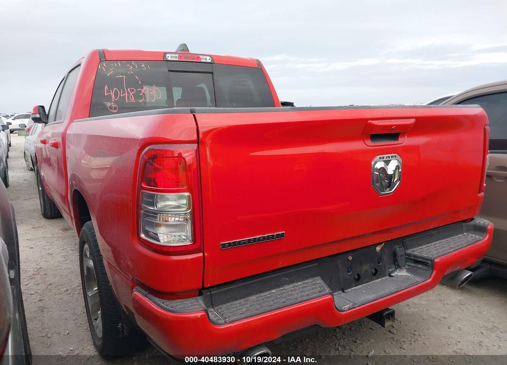 2022 RAM 1500 BIG HORN 4X2 5'7 BOX VIN: 1C6RREFT6NN358815