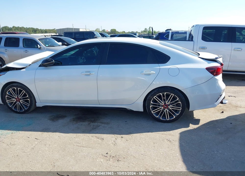 2024 KIA FORTE GT VIN: 3KPF44AC3RE707905