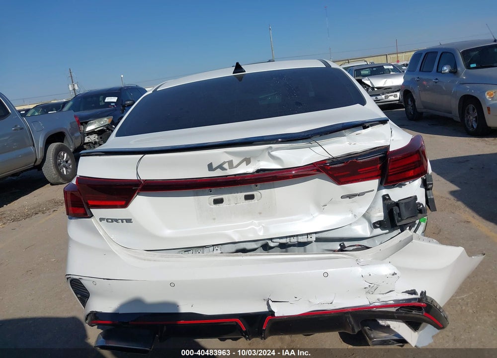 2024 KIA FORTE GT VIN: 3KPF44AC3RE707905
