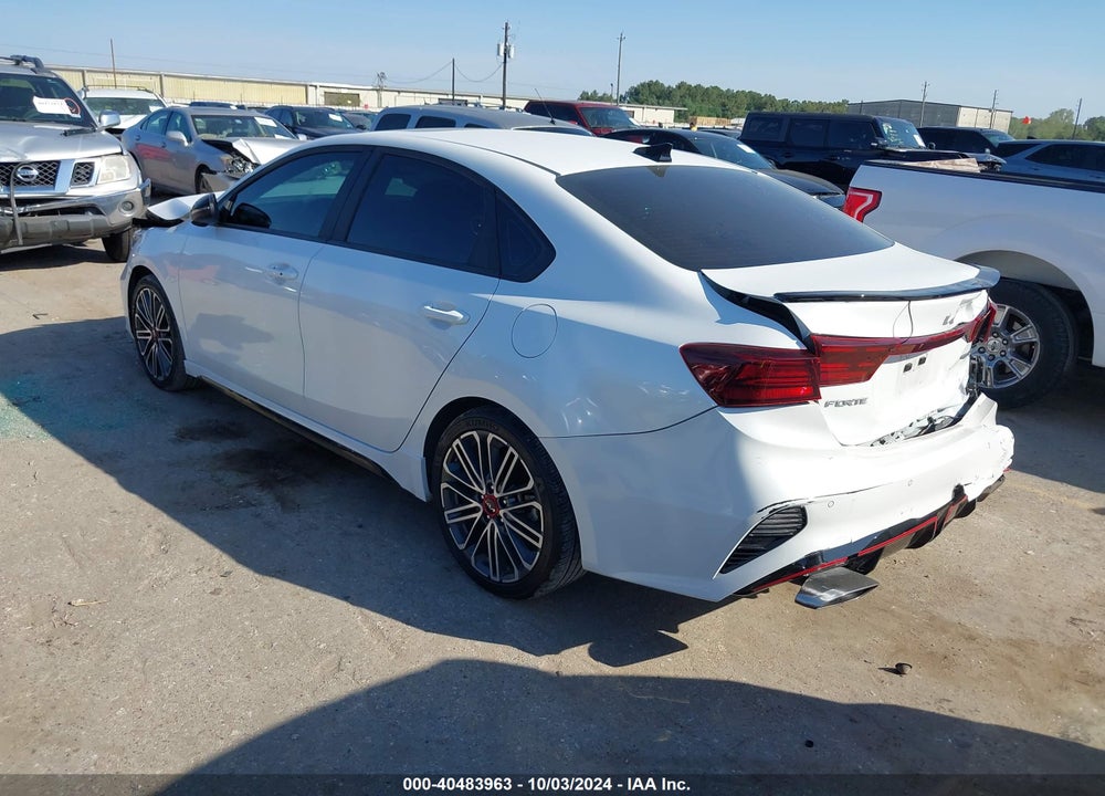 2024 KIA FORTE GT VIN: 3KPF44AC3RE707905
