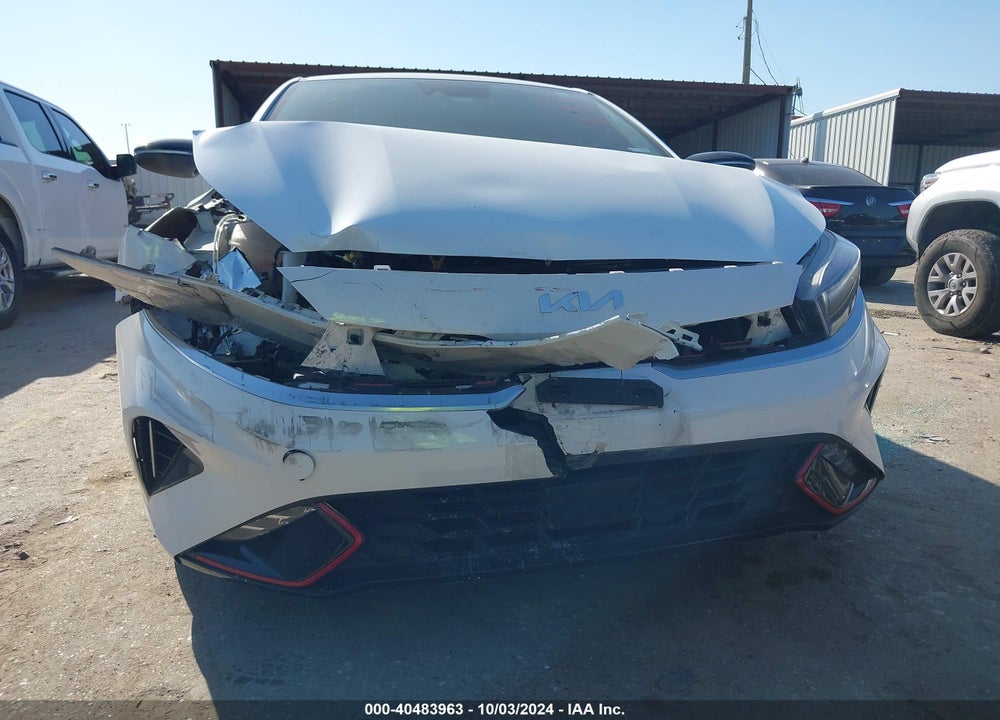 2024 KIA FORTE GT VIN: 3KPF44AC3RE707905
