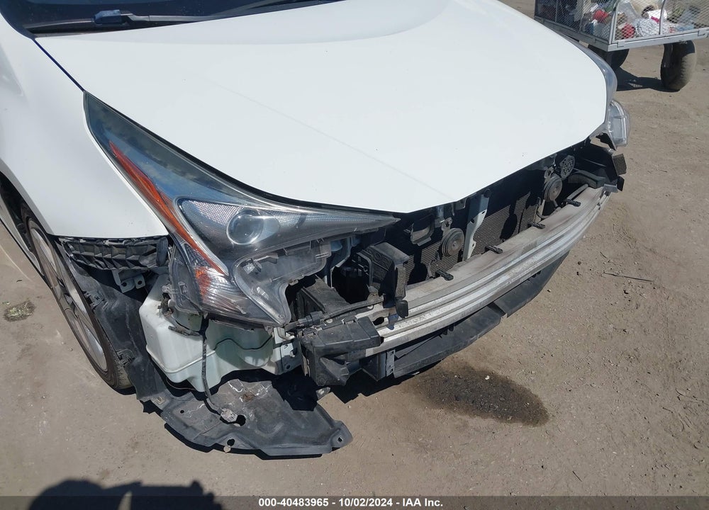 2017 TOYOTA PRIUS THREE TOURING VIN: JTDKARFU3H3029667