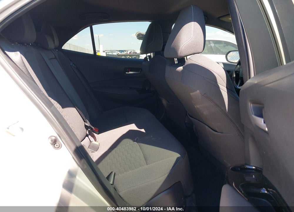 2022 TOYOTA COROLLA SE VIN: JTND4MBE1N3155681