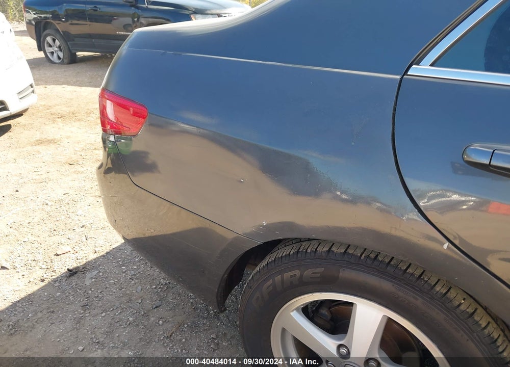 2005 HONDA ACCORD 2.4 EX VIN: 1HGCM56735A076432