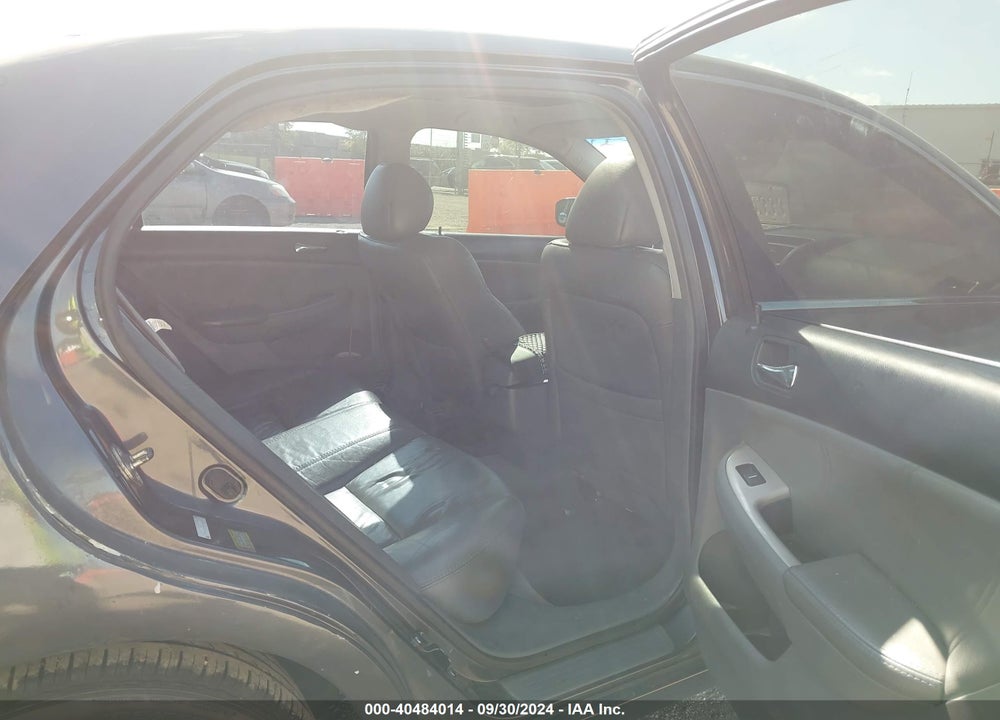 2005 HONDA ACCORD 2.4 EX VIN: 1HGCM56735A076432