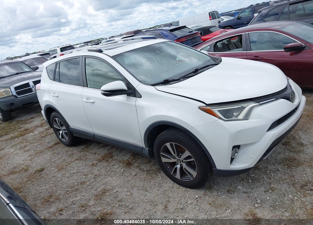 2017 TOYOTA RAV4 XLE VIN: JTMWFREV4HJ123100