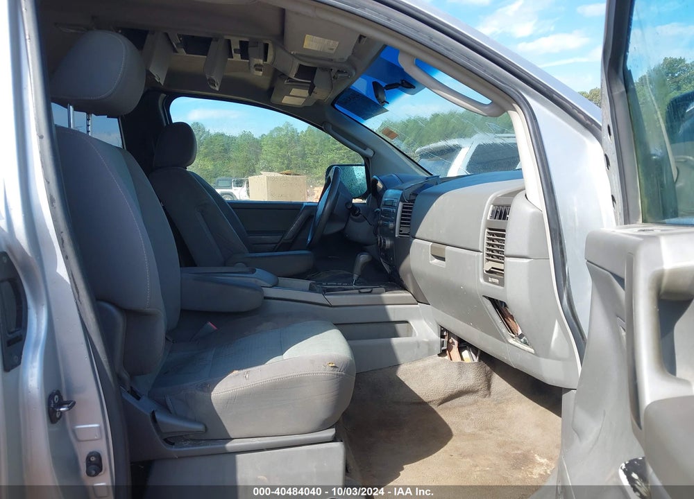 2005 NISSAN TITAN SE VIN: 1N6BA06A55N576468