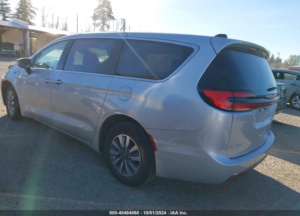 2023 CHRYSLER PACIFICA HYBRID TOURING L VIN: 2C4RC1L74PR618290