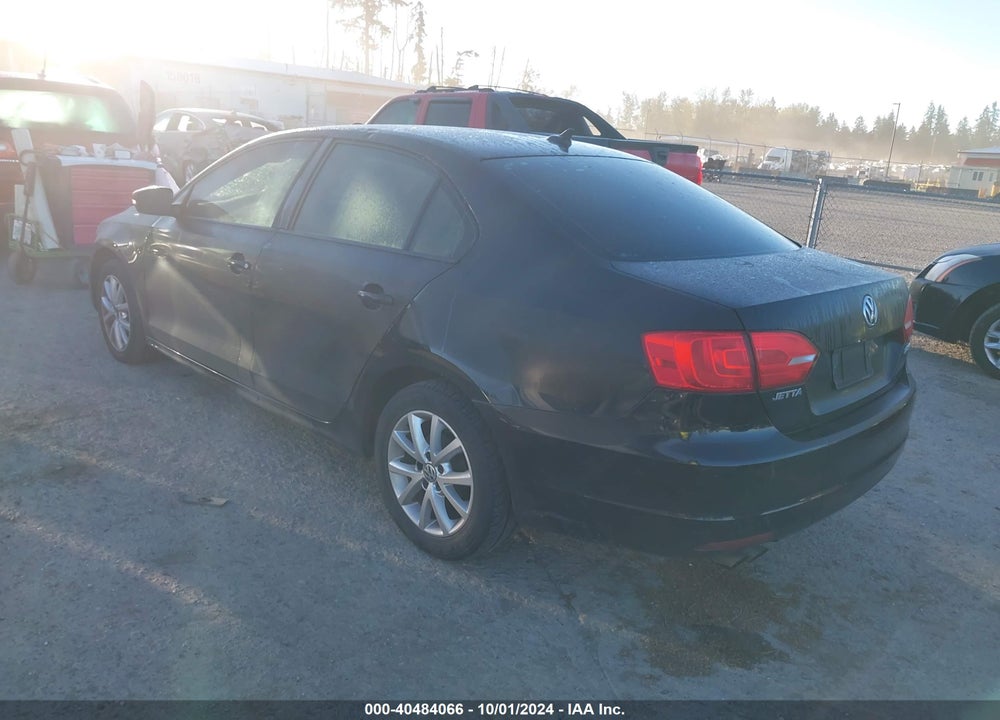 2011 VOLKSWAGEN JETTA 2.5L SE VIN: 3VWDZ7AJ1BM343694