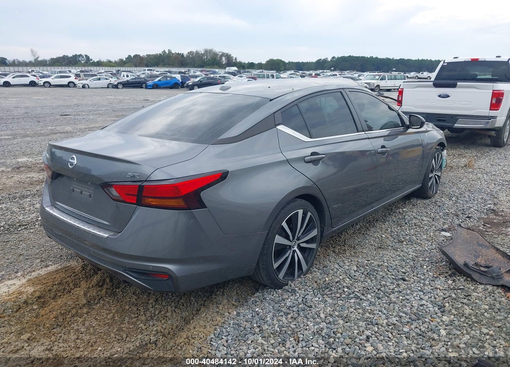 2022 NISSAN ALTIMA SR FWD VIN: 1N4BL4CV3NN329516