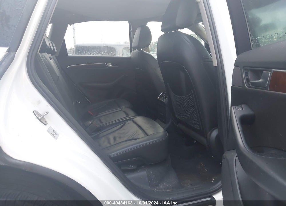 2010 AUDI Q5 3.2 PREMIUM VIN: WA1LKAFP1AA091660