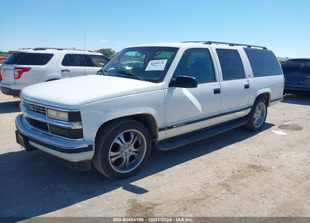 1998 CHEVROLET SUBURBAN 1500 VIN: 3GNEC16R5WG122261