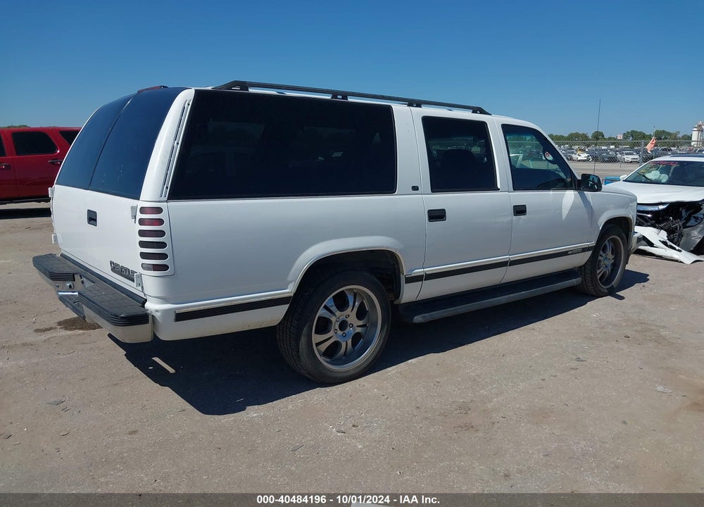 1998 CHEVROLET SUBURBAN 1500 VIN: 3GNEC16R5WG122261