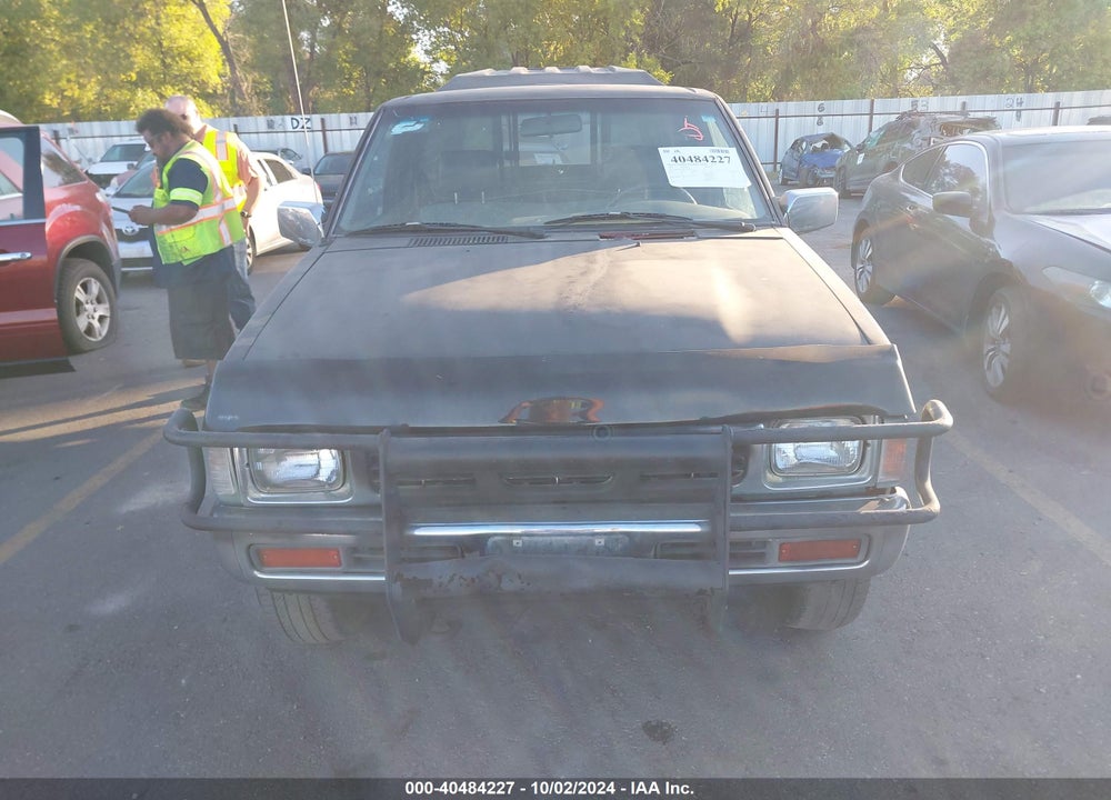 1994 NISSAN TRUCK XE VIN: 1N6SD11Y1RC302946
