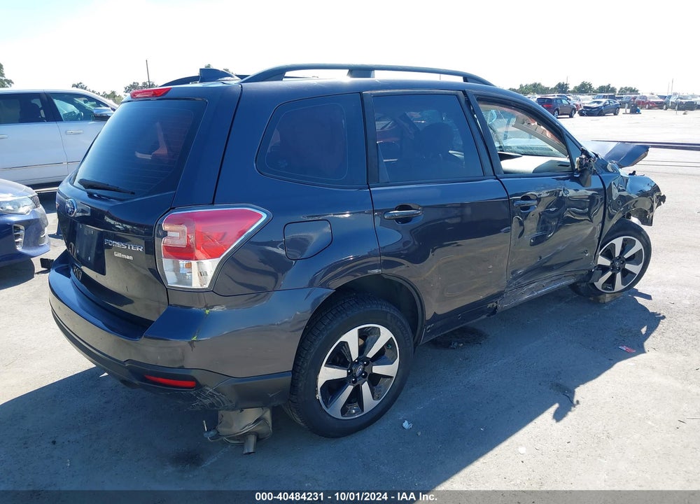 2018 SUBARU FORESTER 2.5I VIN: JF2SJABC9JH519880
