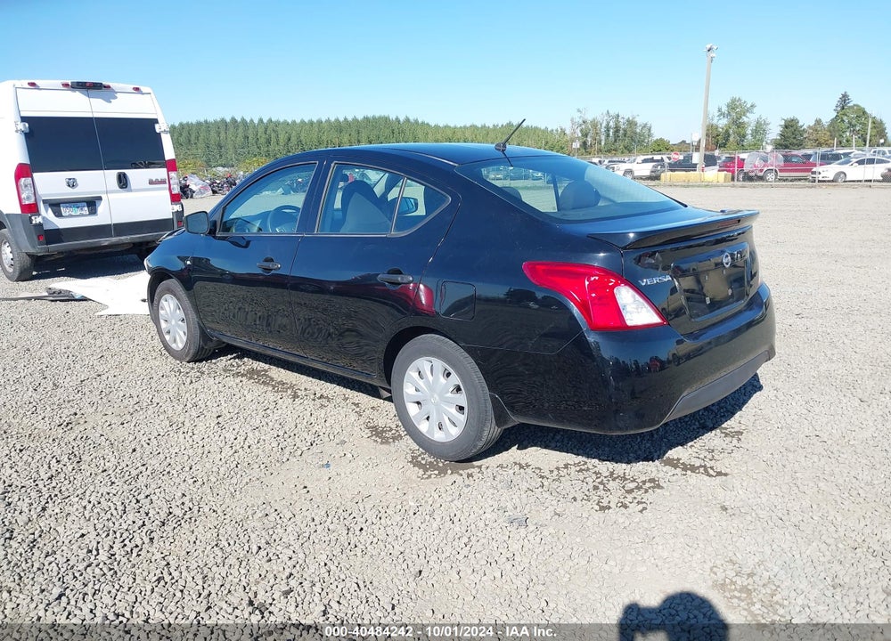2017 NISSAN VERSA 1.6 S+ VIN: 3N1CN7AP4HL822871