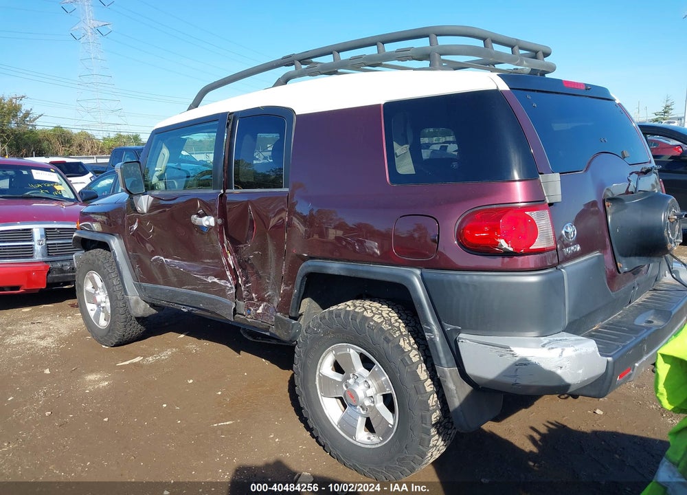 2007 TOYOTA FJ CRUISER VIN: JTEBU11FX70058919