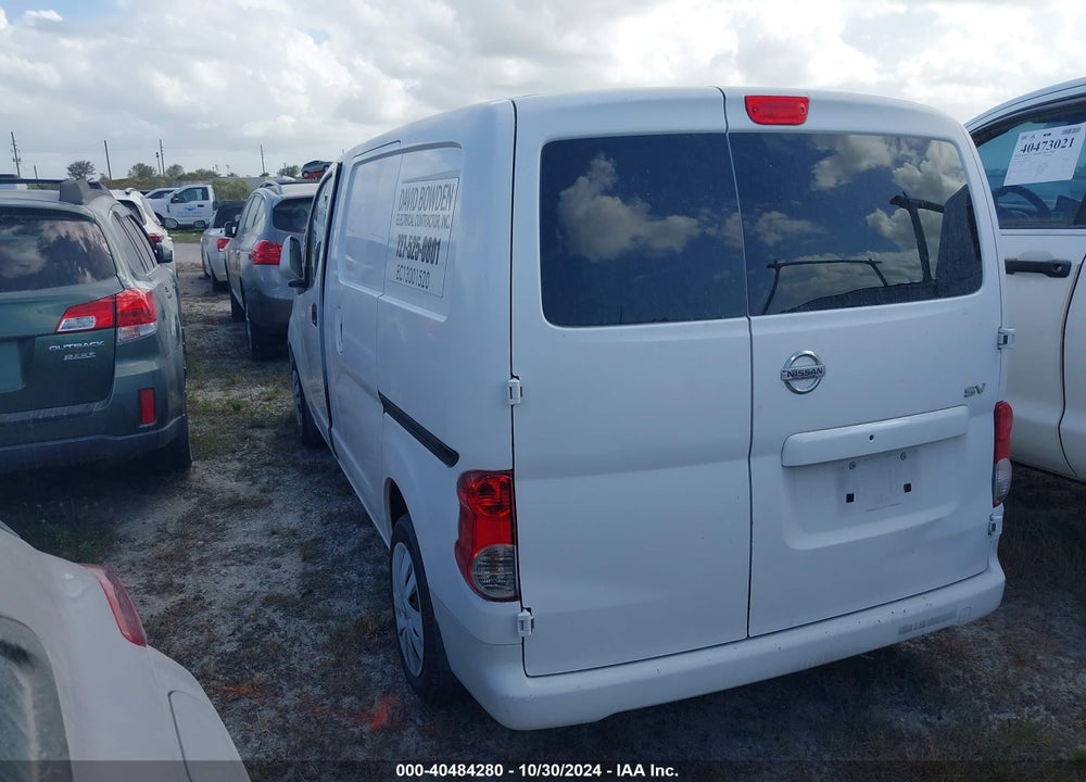 2015 NISSAN NV200 SV VIN: 3N6CM0KN5FK708706