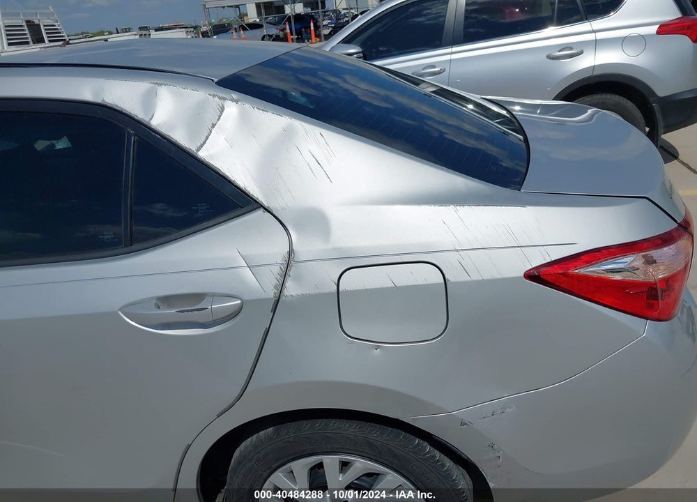 2018 TOYOTA COROLLA LE VIN: 5YFBURHE9JP834003