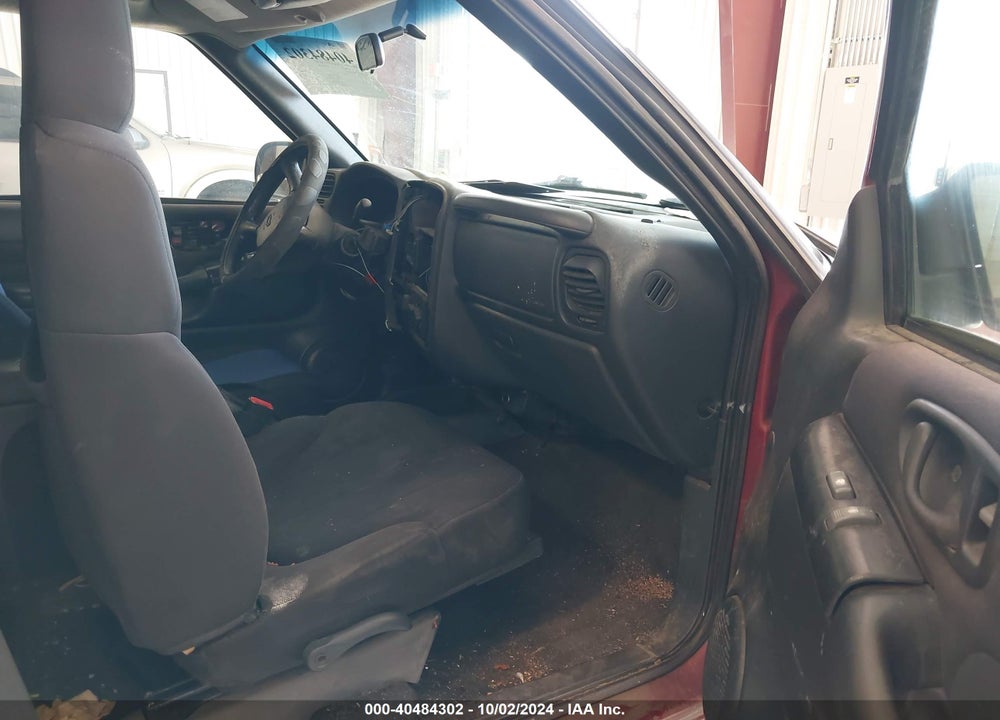 2003 CHEVROLET S-10 LS VIN: 1GCDT13XX3K120565