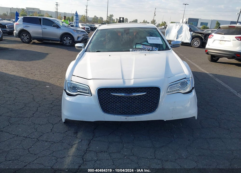 2016 CHRYSLER 300C VIN: 2C3CCAEG8GH359414