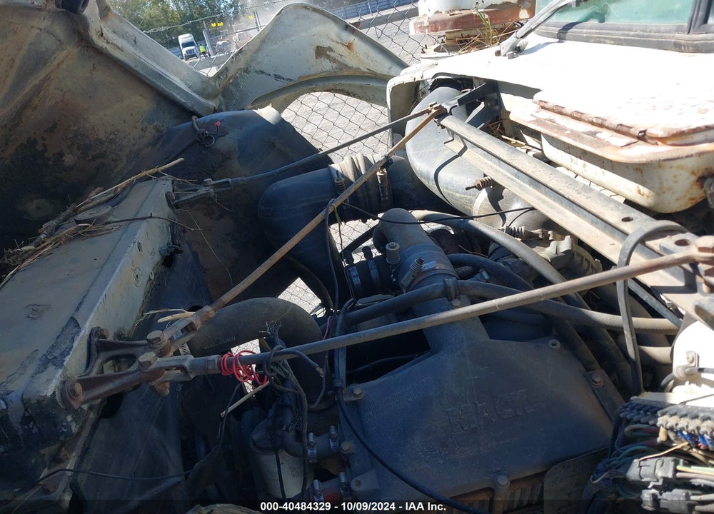 1986 MACK 600 DM600 VIN: 1M2B183C2GA001158