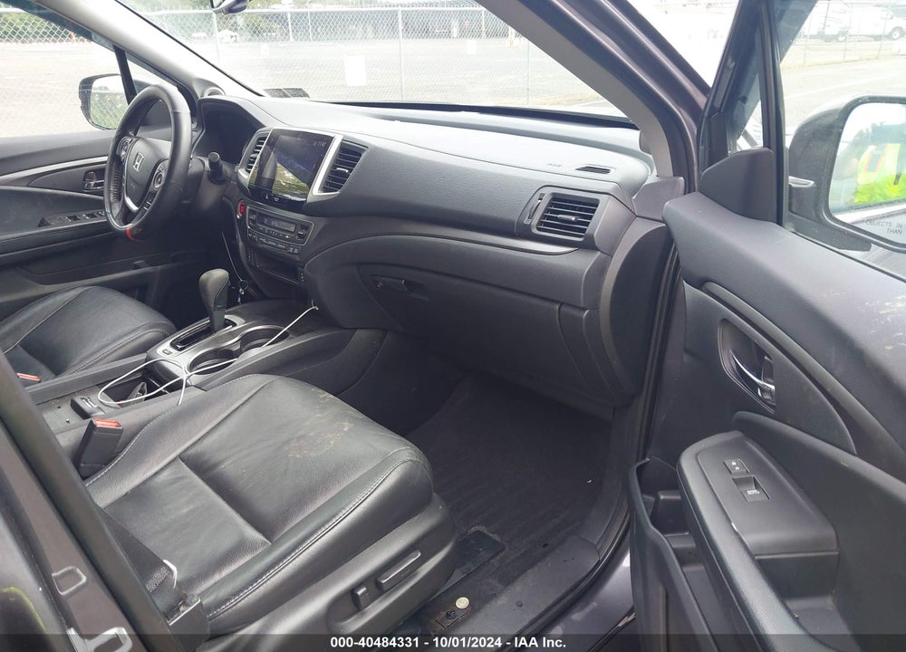 2018 HONDA PILOT EX-L VIN: 5FNYF6H59JB050144