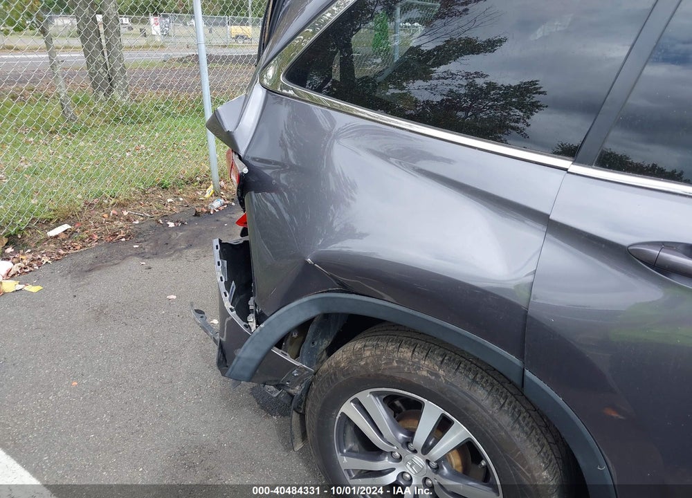 2018 HONDA PILOT EX-L VIN: 5FNYF6H59JB050144