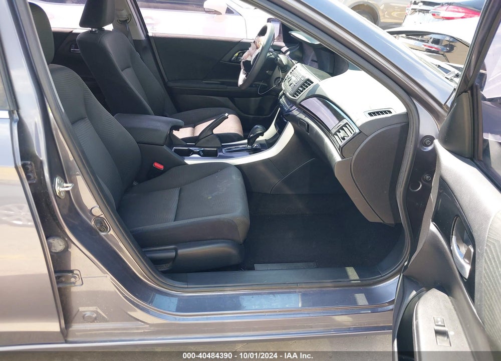 2017 HONDA ACCORD LX VIN: 1HGCR2F38HA235432