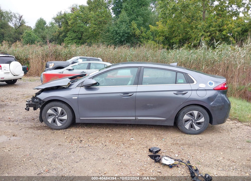 2017 HYUNDAI IONIQ HYBRID SEL VIN: KMHC75LC9HU021439