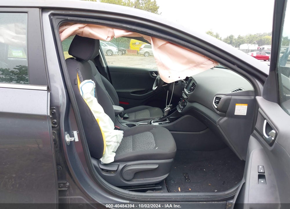 2017 HYUNDAI IONIQ HYBRID SEL VIN: KMHC75LC9HU021439